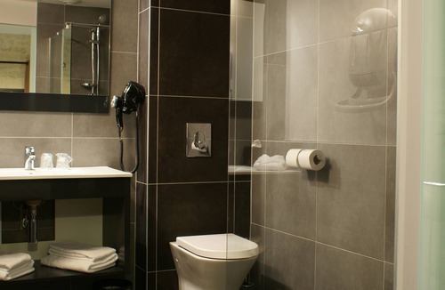 Souche Hotel | The Originals Boutique, Hôtel La Grange
