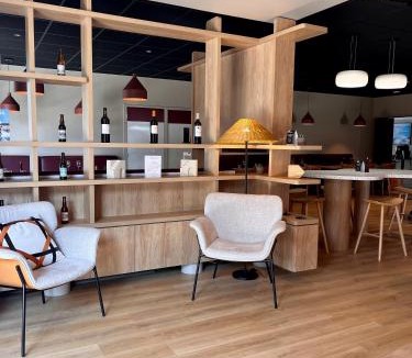 Merignac Hotel | The Originals City, Hôtel du Phare, Bordeaux Mérignac