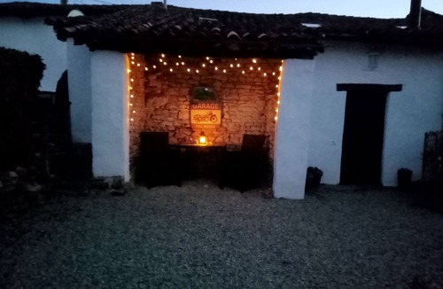 Le Vieux-Cerier House | The Two Vines, 2 bed house in Chez Ravard