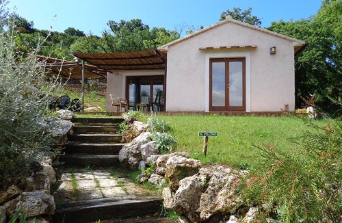 Saturnia Villa | The Villino, detached cottage with shared pool