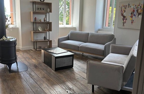 Marcillac-la-Croisille Apartment | The winged angels