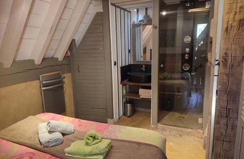 Saint-Felix-de-Villadeix Cottage | Tikal nature