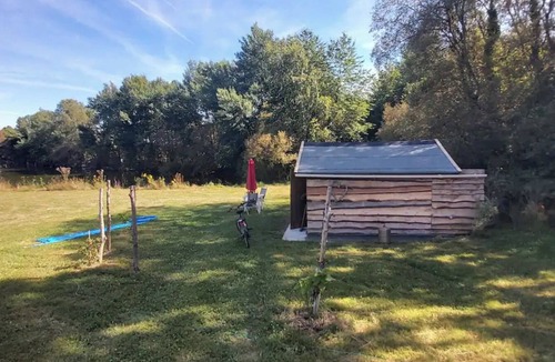 Champsac House | Tiny Home 'À L'étang' with Lake View, Shared Pool and Private Terrace