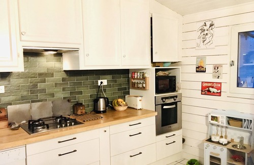 Cazaux House | tiny house couple with kids