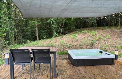 Marval House | Tiny house face à la forêt - Évasion nature