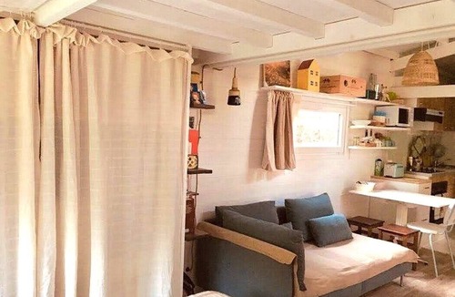 Meschers-sur-Gironde Ski Chalet | Tiny House La Cabane nestled under the trees 5 minutes from the beach