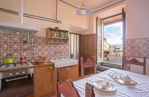 Sant' Ambrogio Apartment | Torre Martellini