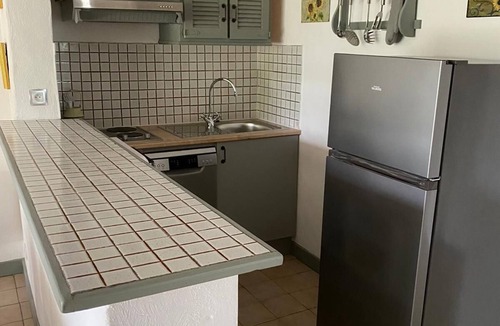 Berbiguieres House | Tournesol Gite at Laugerie Basse Gites, with heated swimming pool
