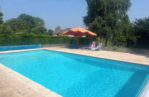 Asnieres-en-Poitou House | Tranquil House with large pool, set in private garden