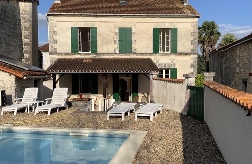 Bonnes House | Two family houses by a river plus a private pool
