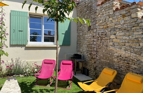 Saint-Georges-d'Oleron House | Typical WIFI house completely renovated in the heart of Vieux Chaucre