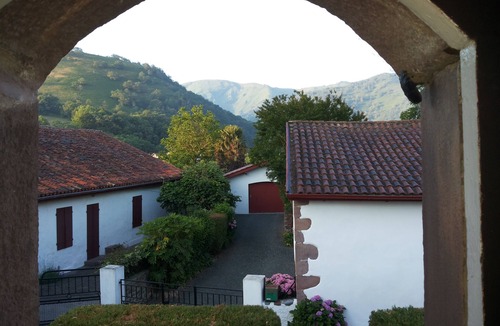 Saint-Martin-d'Arrossa House | Typical 1781 Basque house