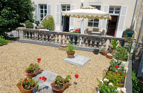 Perigueux Apartment | UNIQUE CITY CENTER GREAT COMFORT PRIVATE PARKING AIR CONDITIONING BEAUTIFUL EXTERIOR