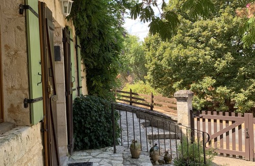 Douzillac House | Unique Traditional French Farmhouse with private pool in rural Dordogne