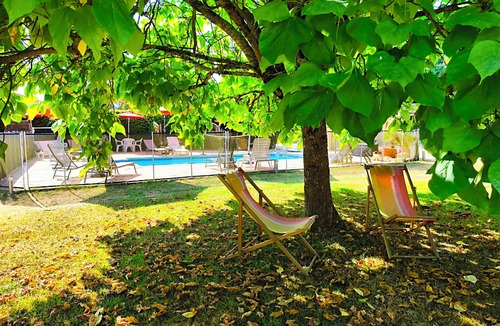 Chef-Boutonne Cottage | Unwind in the picturesque heart of the French countryside, with a swimming pool.