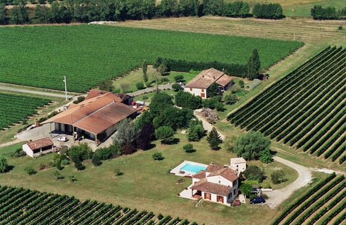 Villeneuve-de-Duras House | Vacation Home "La Petite Maison" at the Vineyard