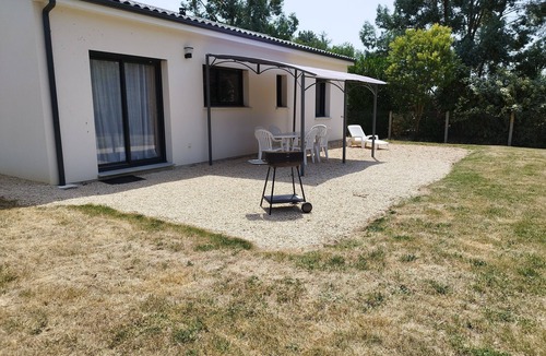 Vouneuil-sous-Biard House | Vacation home in Poitiers, near FUTUROSCOPE