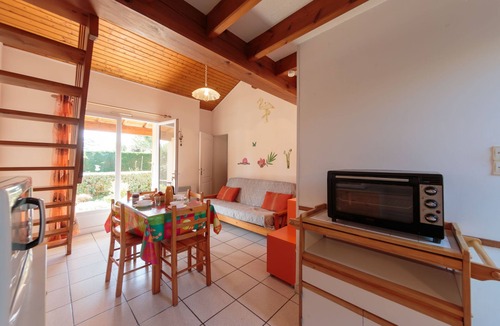 Vaux-sur-Mer House | Vacation home Marais by Interhome