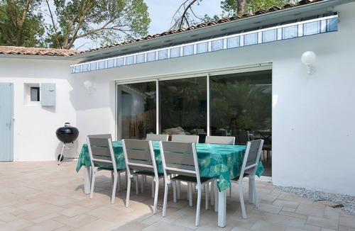 Le Bois-Plage-en-Re Villa | Very beautiful villa with heated pool 100m from the beach!