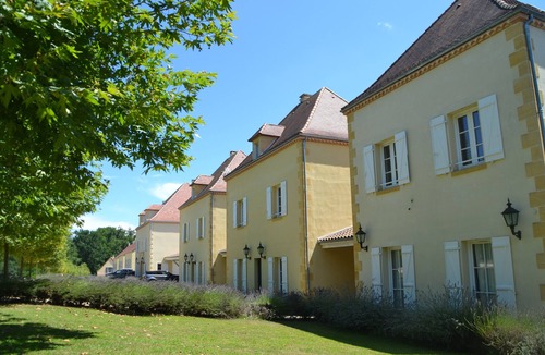 Mouleydier Villa | Very beautiful villa with pool on Château les Merles golf course, near Bergerac