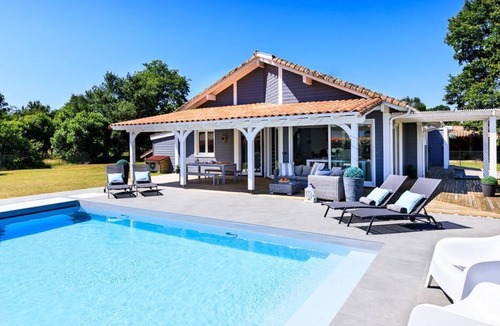 Tosse Villa | Very beautiful villa, heated swimming pool, large garden, village 500m, beaches 8km