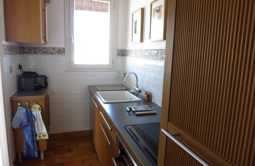 Port Cogolin Apartment | VERY COMFORTABLE AIR-CONDITIONED ROOM FOR 2 ADULTS & 2 CHILDREN GULF VIEW ST TROPEZ