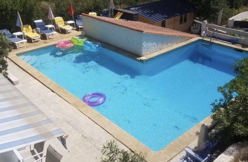 Carnoux-en-Provence Villa | Very nice air-conditioned villa for rent. 6 km away from Cassis. Very large pool