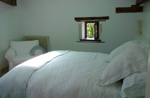 Vieux-Ruffec Other | Very private, 5 bedroomed, detached farmhouse with own pool, peaceful location.