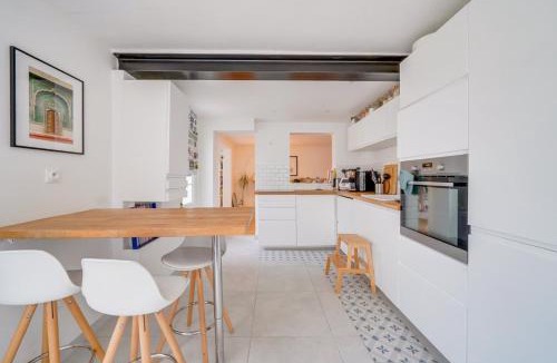 Bacalan House | Very quiet & modern family home