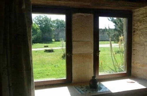 Champagne-le-Sec Cottage | VERY QUIET single-storey GITE PROMO EASTER HOLIDAY