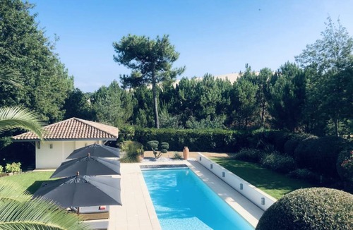 Pyla-sur-Mer Villa | Villa ∙ 4 bedrooms ∙ 8 guests