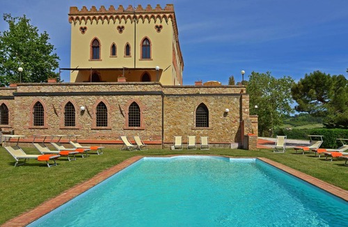 Bibbona Villa | Villa ∙ 9 bedrooms ∙ 18 guests