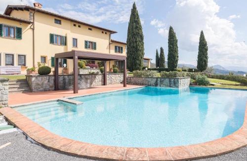 Massa e Cozzile Villa | Villa Alessia, Pool Wellness And Nature Massa e Cozzile