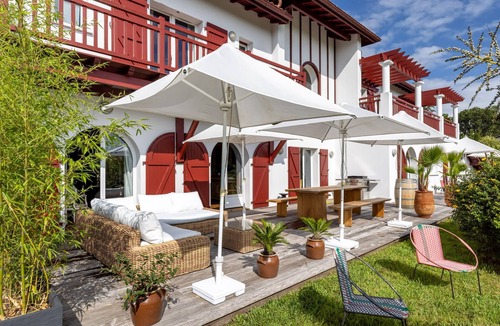 Ahetze Villa | Villa Arguibel Guethary 5 Bedrooms