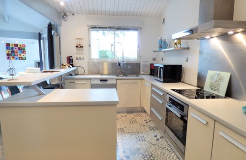 Messanges House | VILLA BIDAOUS 4*-heated pool, table tennis, 3 bicycles, real table football-Messanges
