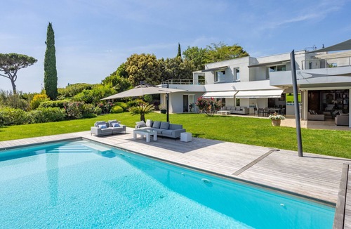 Le Mourillon Villa | VILLA CAP SUD TOULON CAP BRUN