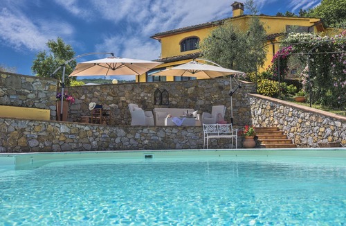 Casalguidi Villa | Villa Casalguidi - Luxury Villa with private pool