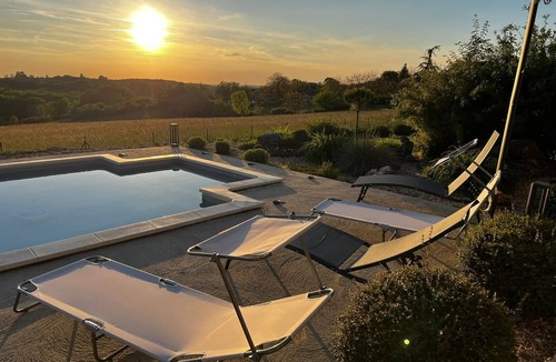 Pontours House | Villa Couché de Soleil Avec Piscine Privée