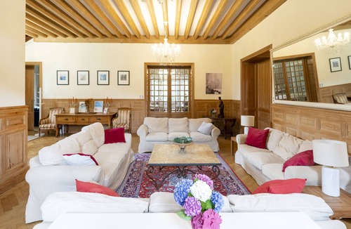 Soustons Villa | Villa 'Domaine De Bellegarde' with Private Terrace, Private Garden and Wi-Fi