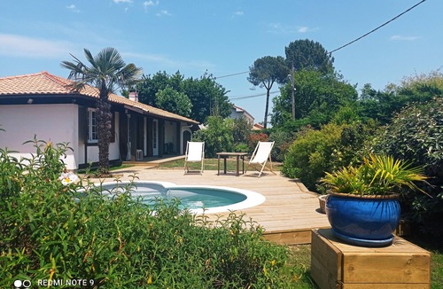 Vieux-Boucau-les-Bains House | VILLA FLEUR Quiet house with swimming pool and wooded garden 900m from the beach