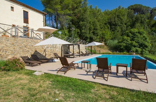 Figline e Incisa Valdarno Villa | Villa in Figline Valdarno with 3 bedrooms sleeps 6
