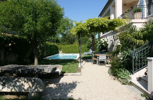 St.-Remy-de-Provence Villa | Villa in the center of Saint-Remy with garden, swimming pool, sauna