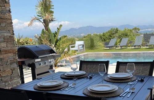 Saint-Aygulf Villa | Villa LK - Piscine & Home Cinéma privé, à 10min de la mer