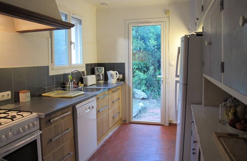 Hyeres Villa | Villa Mont des Oiseaux/3 bedrooms/sea view/first beach 1.5km/terrace and garden