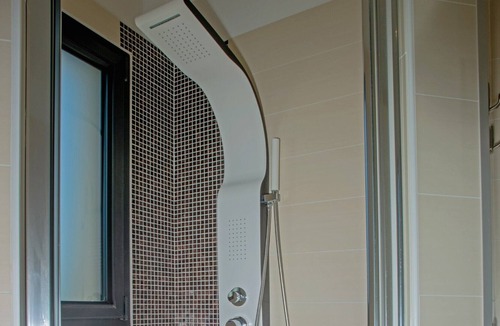 Latresne Villa | Villa near Bordeaux - swimming pool - ideal for telecommuting or vacation