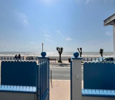 Quartier du Casino Villa | Villa Océan vue mer 6 pers accès place direct