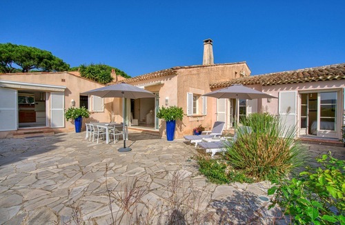 Cote d'Azur- French Riviera Villa | Villa On The Beach Road