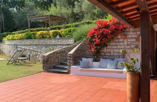 Corsanico Villa | Villa Pera