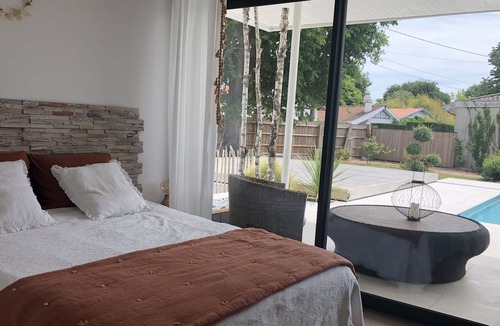 Ares Villa | Villa Pour Séjour Reposant Avec Piscine et Pétanque
