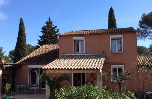 Ventabren Villa | Villa Provençale, air-conditioned, near Aix en Provence.